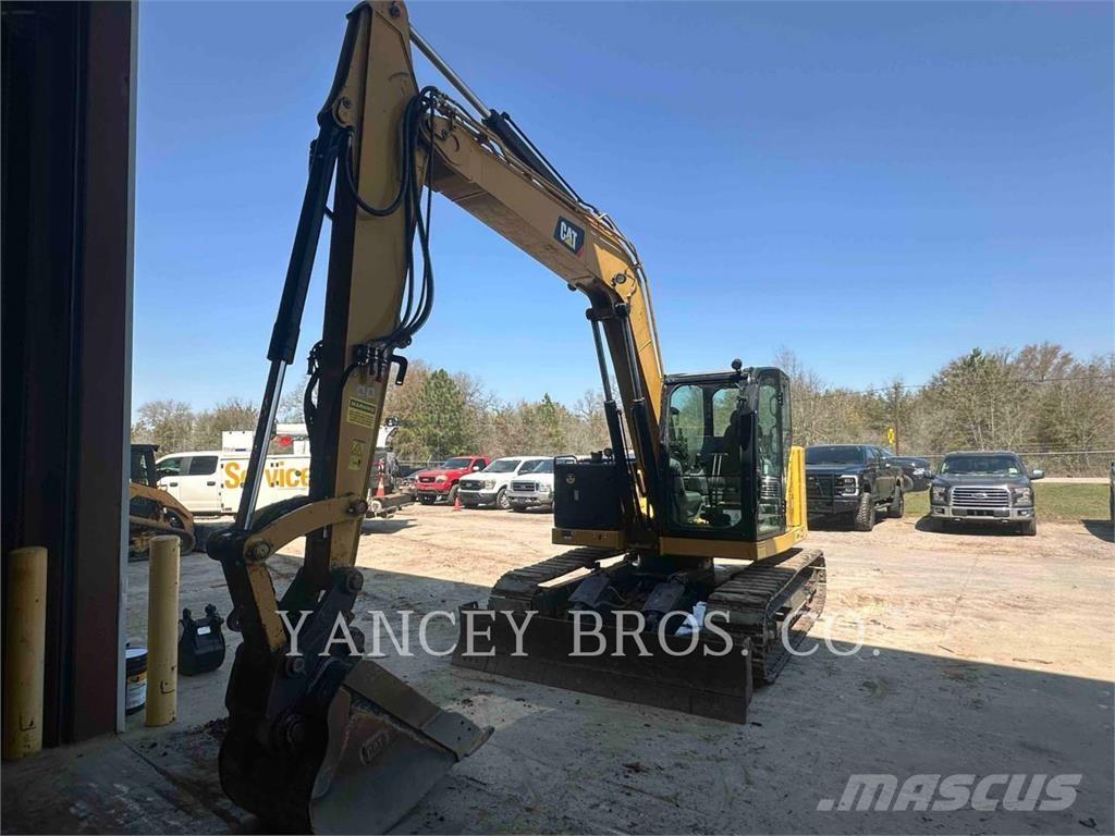 CAT 310 حفارات زحافة
