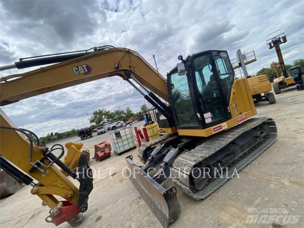 CAT 310 حفارات زحافة
