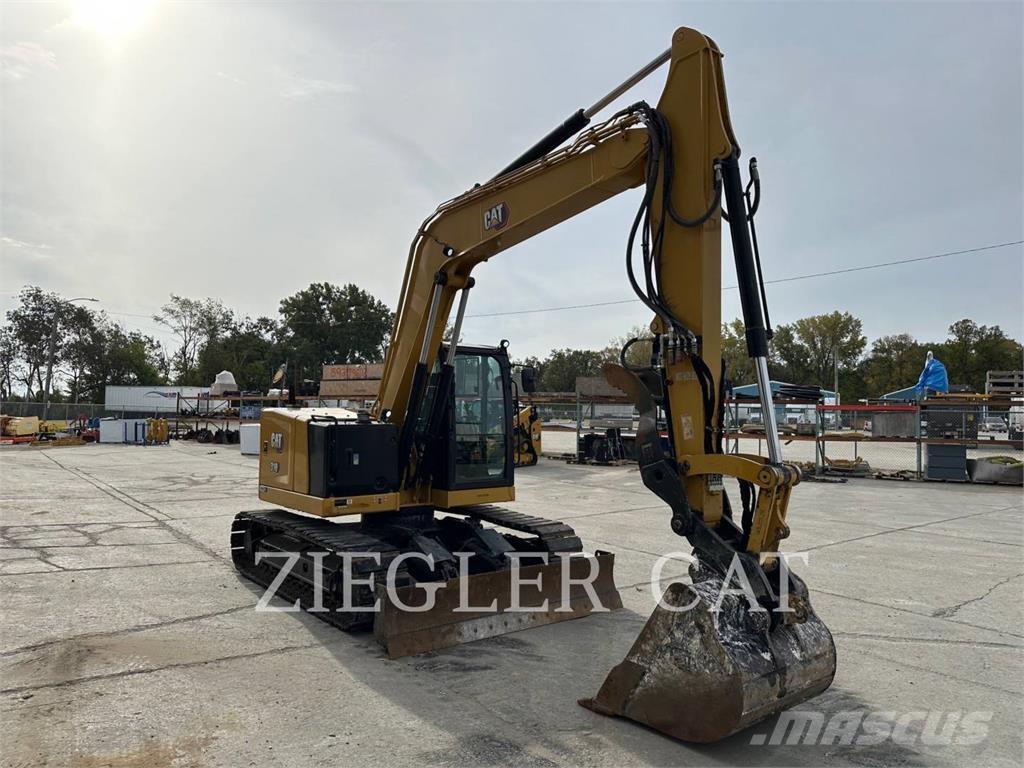 CAT 310 حفارات زحافة