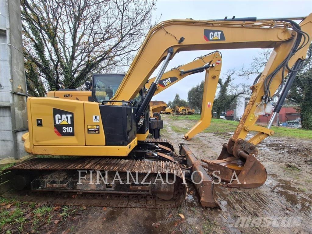 CAT 310 حفارات زحافة