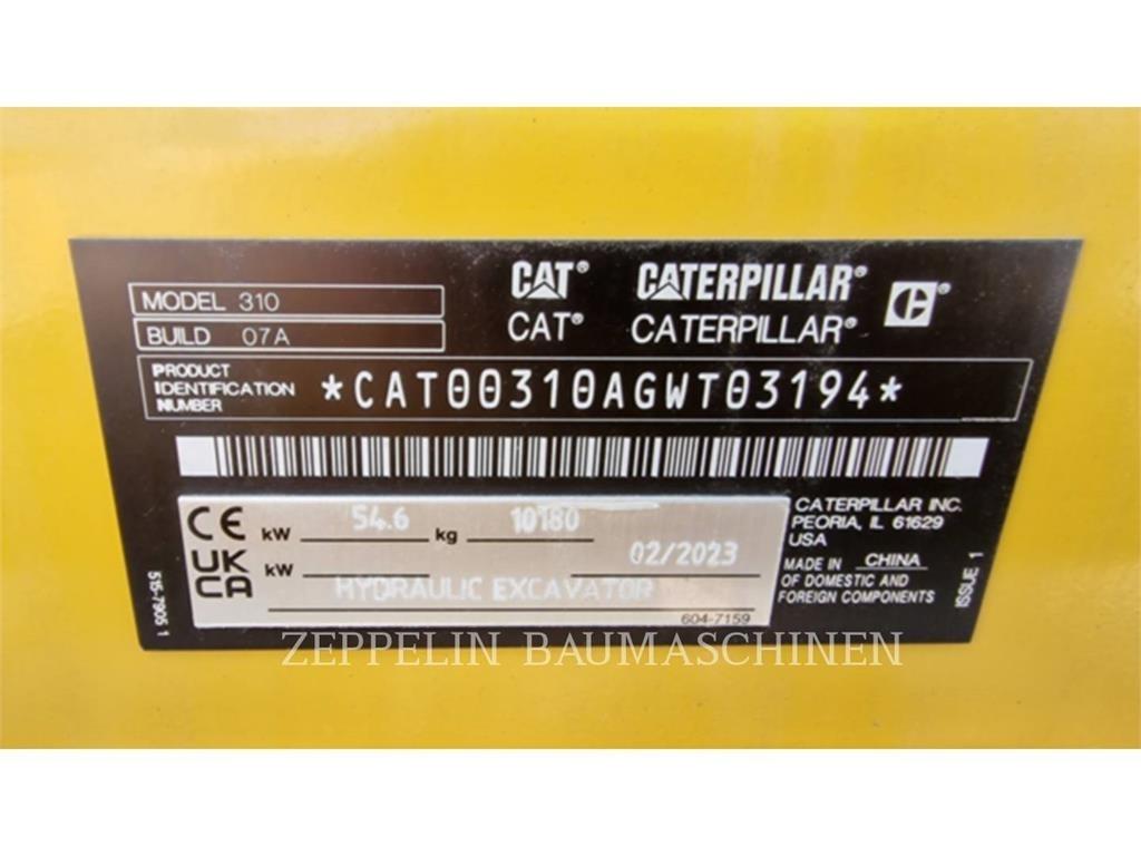 CAT 310 حفارات زحافة