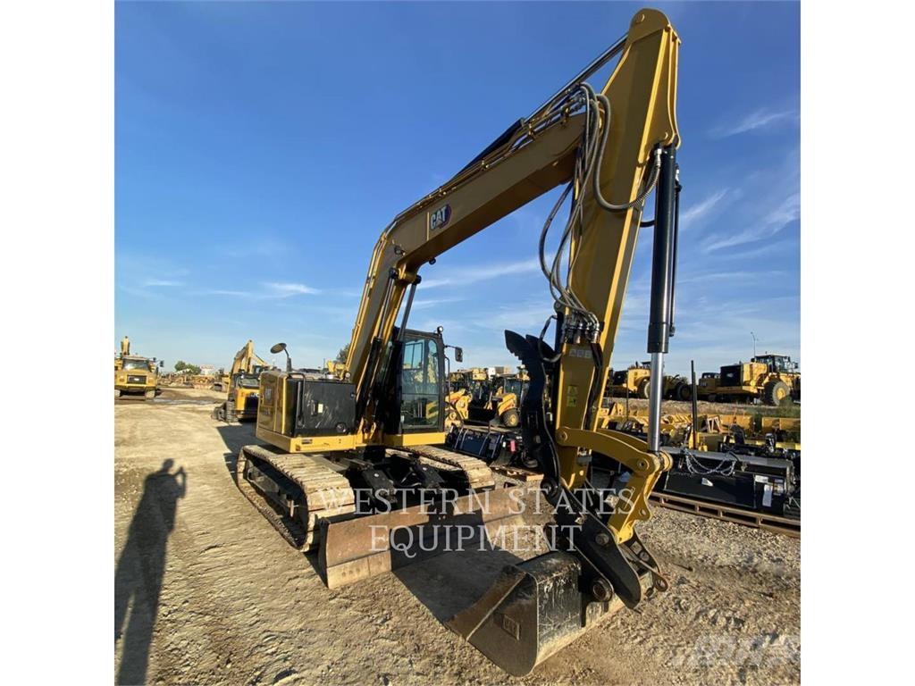 CAT 310 حفارات زحافة