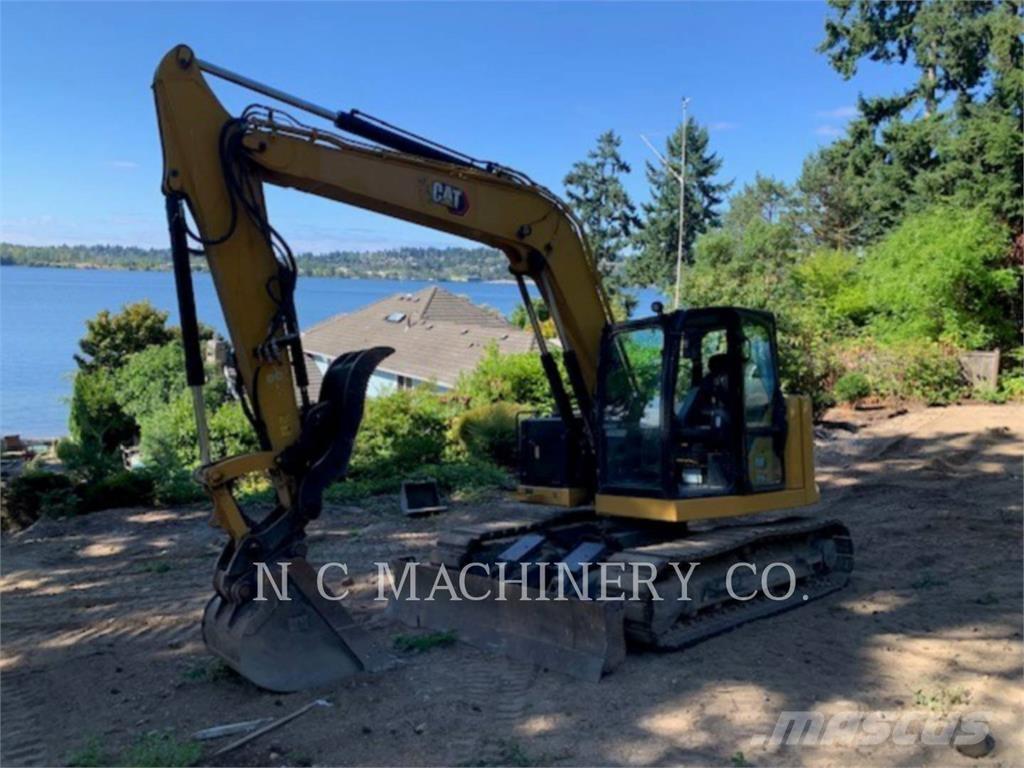 CAT 310 حفارات زحافة