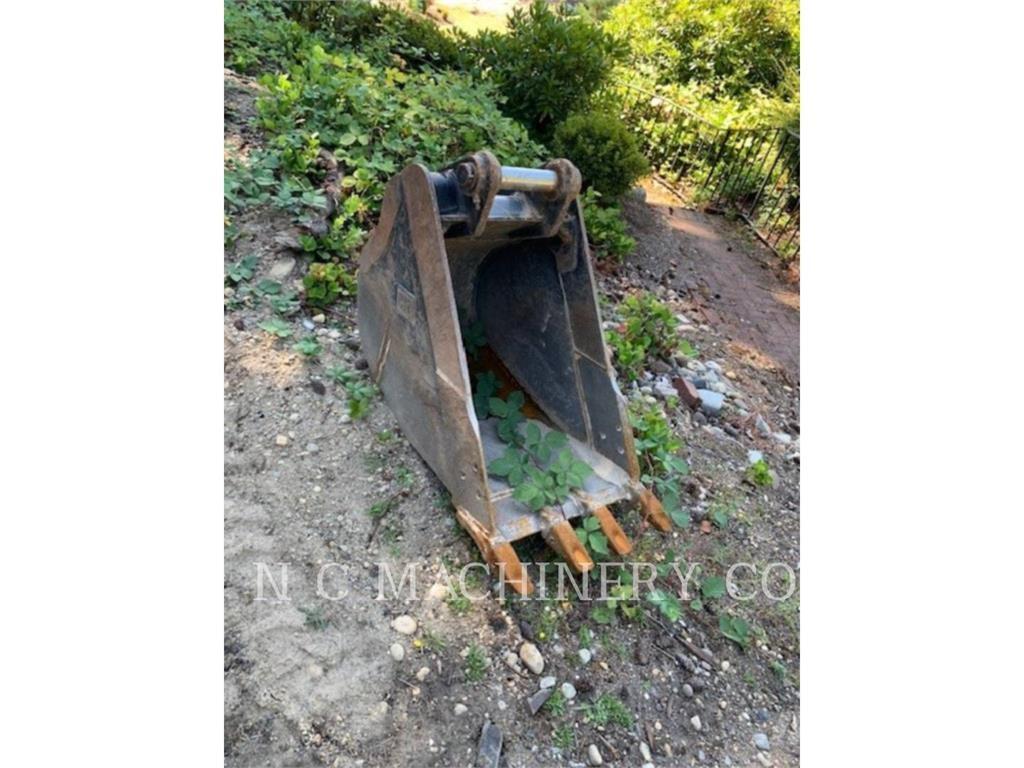 CAT 310 حفارات زحافة