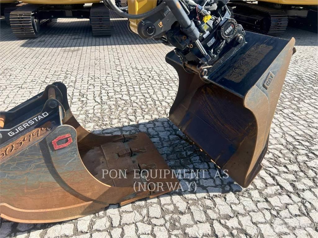 CAT 310-07 حفارات زحافة