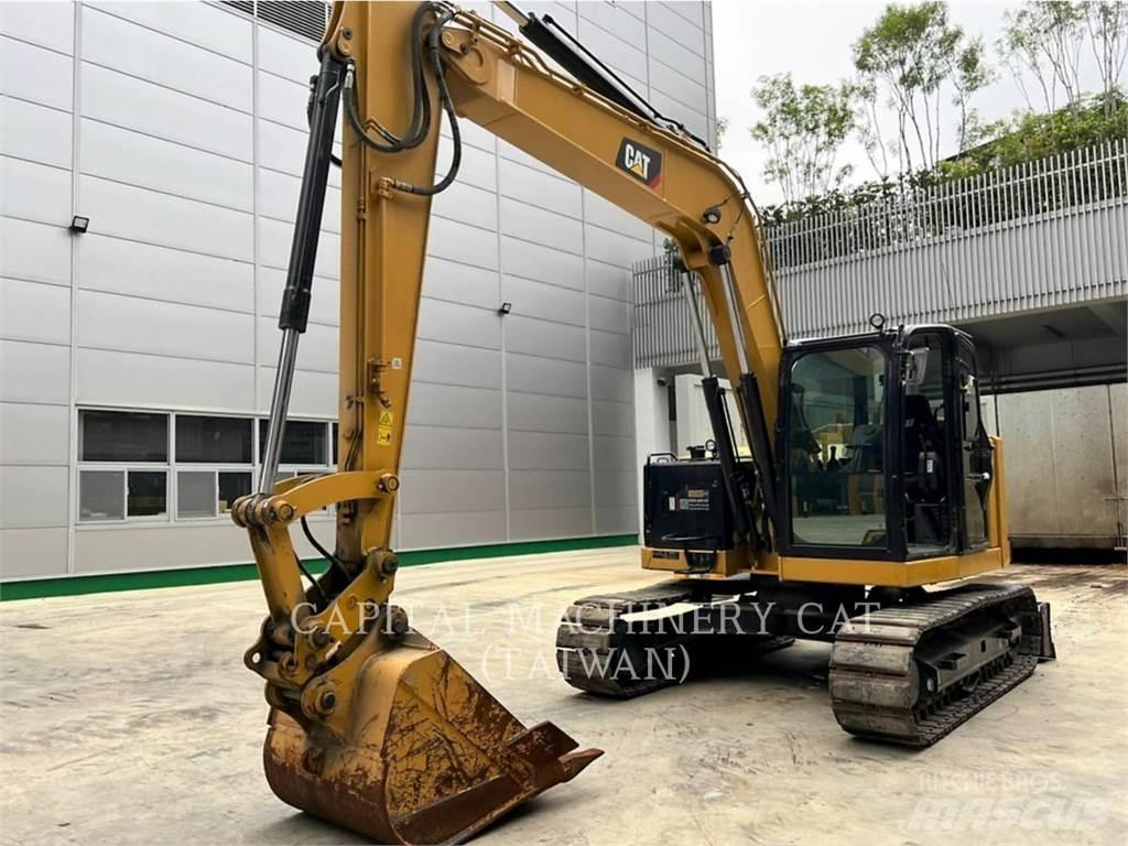 CAT 310-07 حفارات زحافة