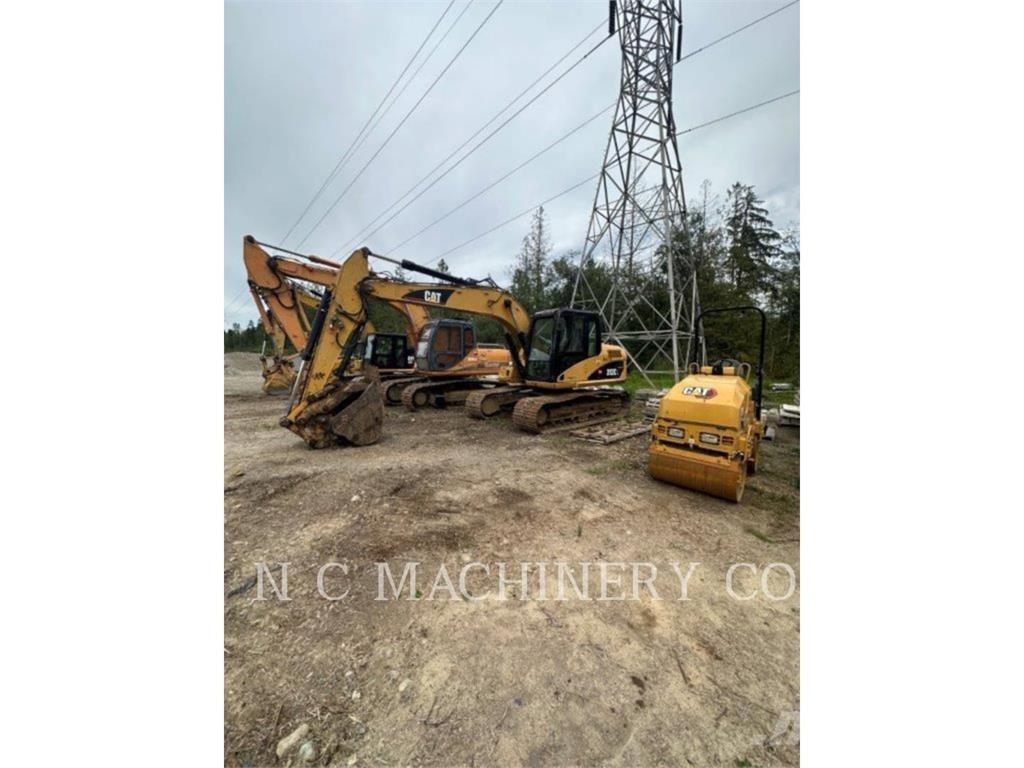 CAT 312C L حفارات زحافة