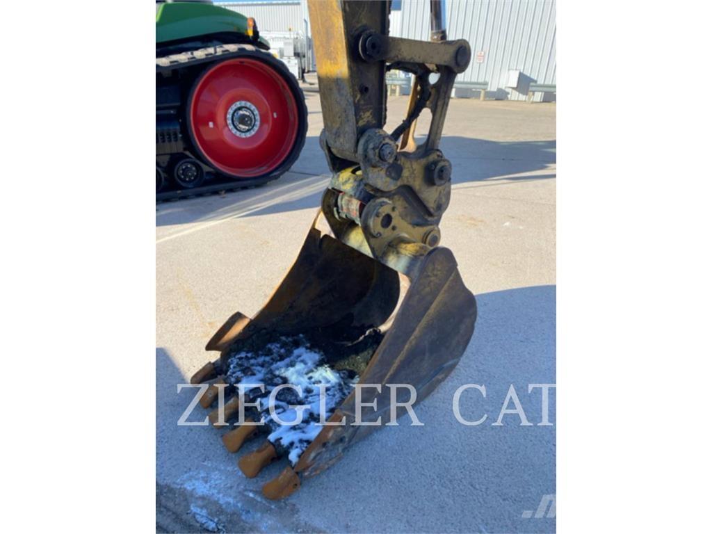 CAT 312E حفارات زحافة