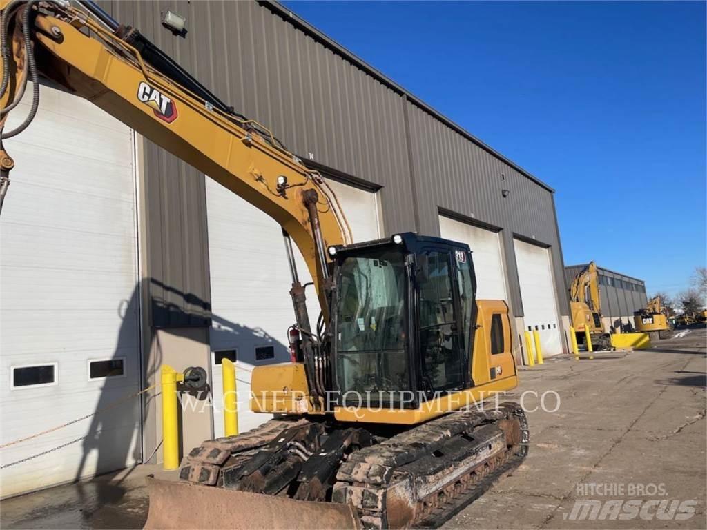 CAT 313 حفارات زحافة