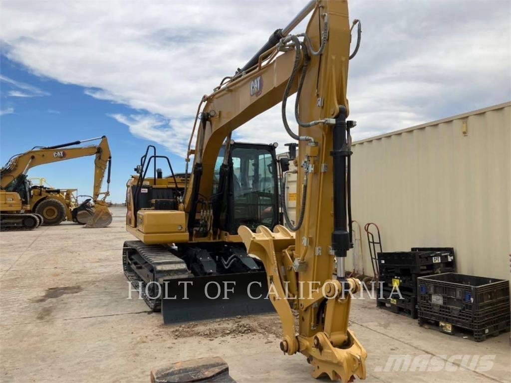CAT 313 GC حفارات زحافة