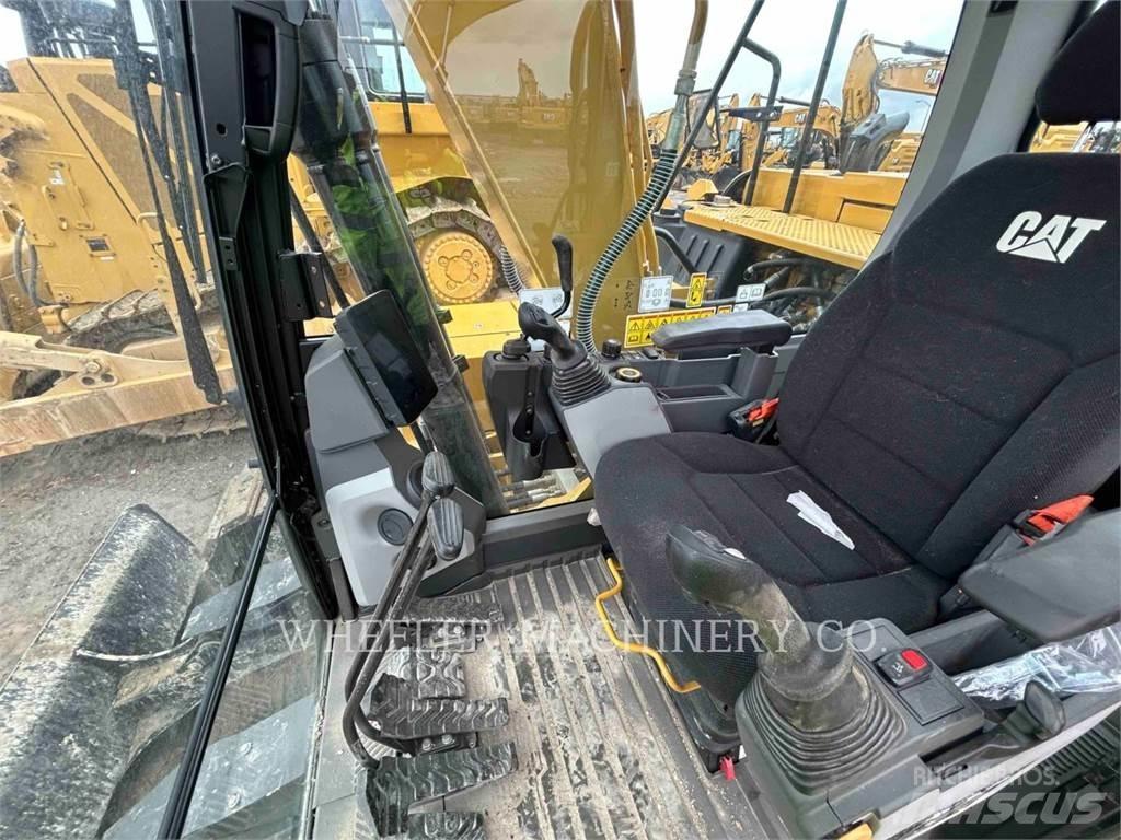 CAT 313 GC CF حفارات زحافة