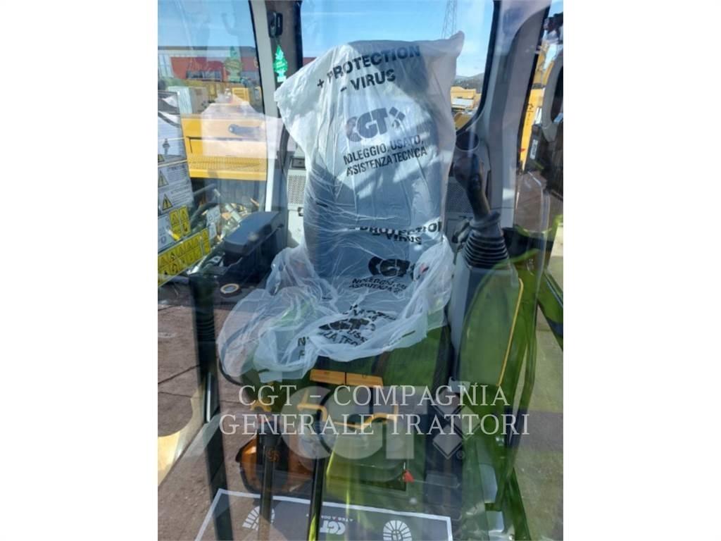 CAT 313 NG حفارات زحافة