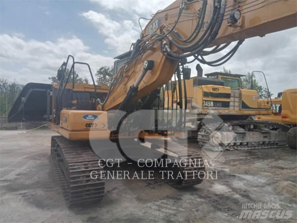 CAT 313 NG حفارات زحافة