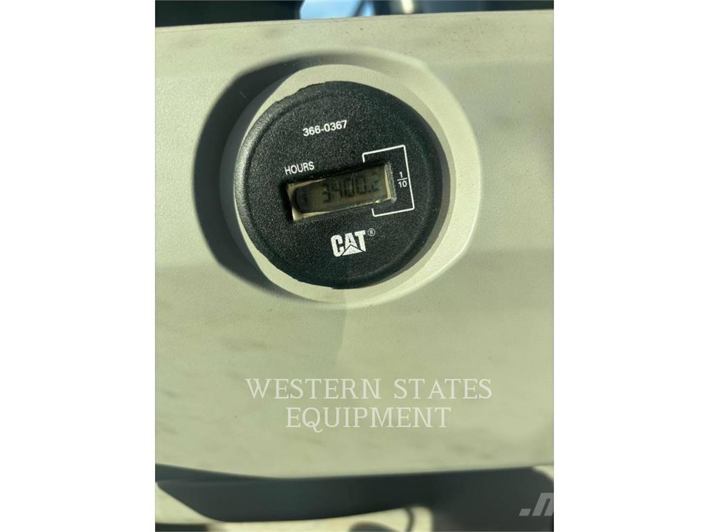 CAT 313F حفارات زحافة