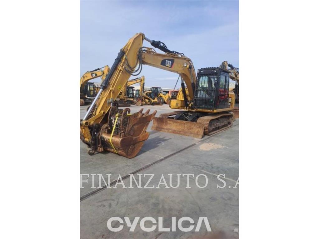 CAT 313F GC حفارات زحافة