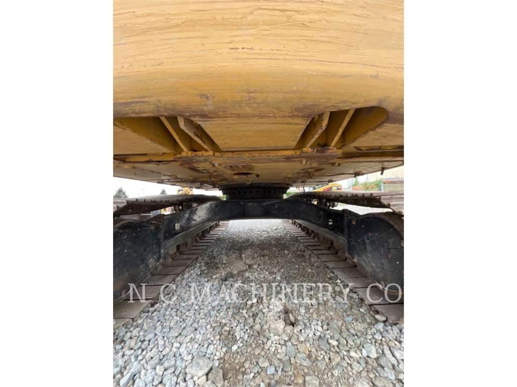CAT 313F L حفارات زحافة