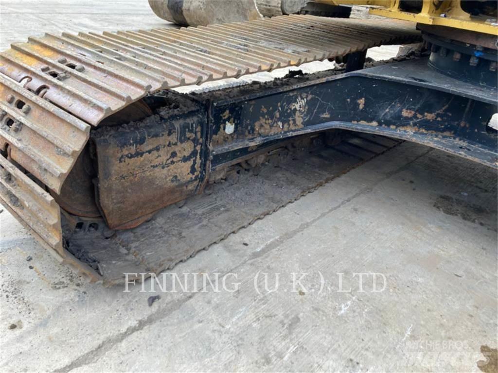 CAT 313FLGC حفارات زحافة