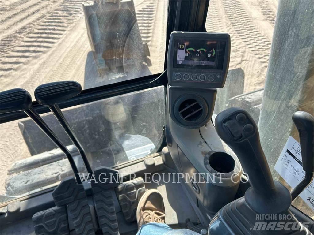 CAT 313FLGC حفارات زحافة