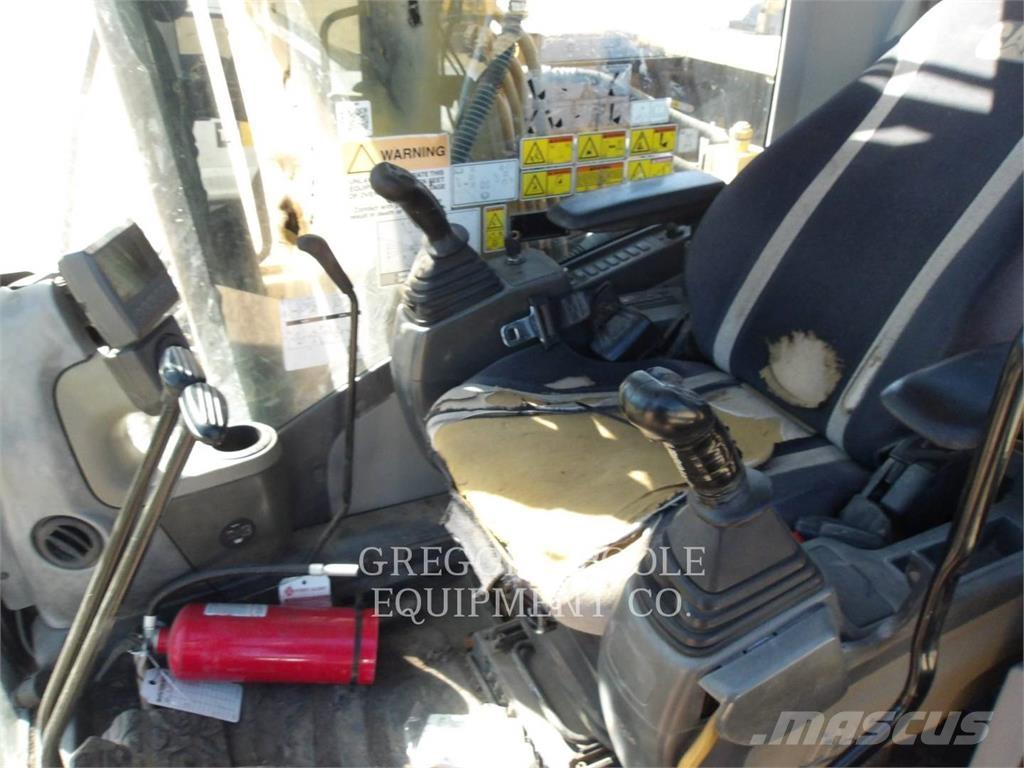 CAT 313FLGC حفارات زحافة