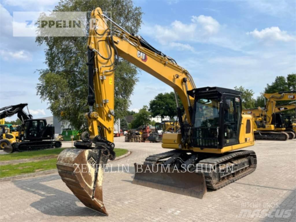 CAT 313GC حفارات زحافة