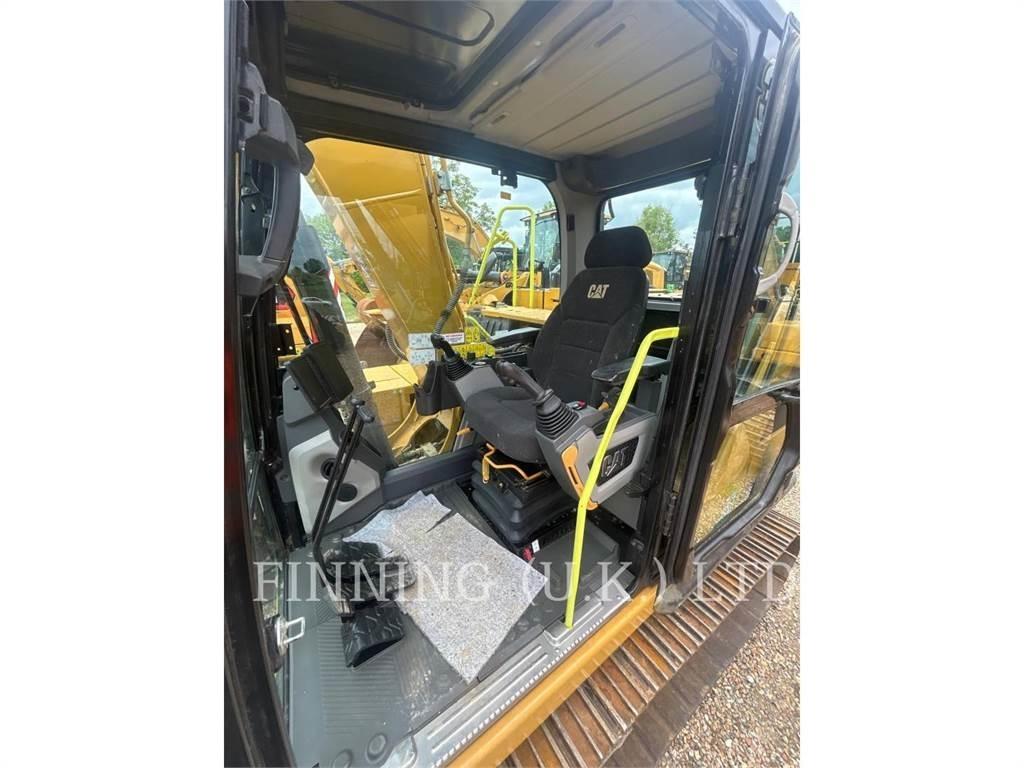 CAT 313GC حفارات زحافة