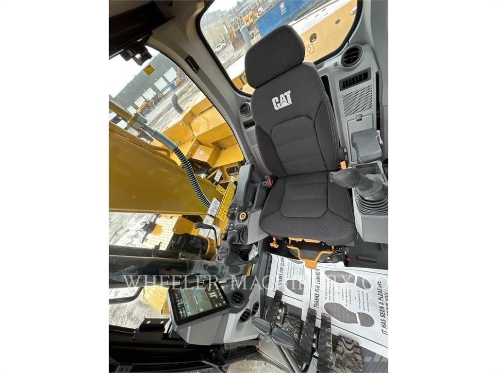 CAT 315 CF حفارات زحافة