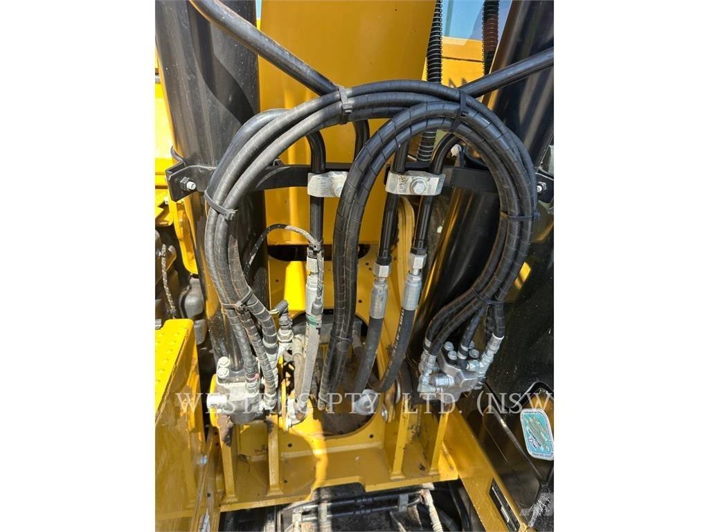 CAT 31507GC حفارات زحافة