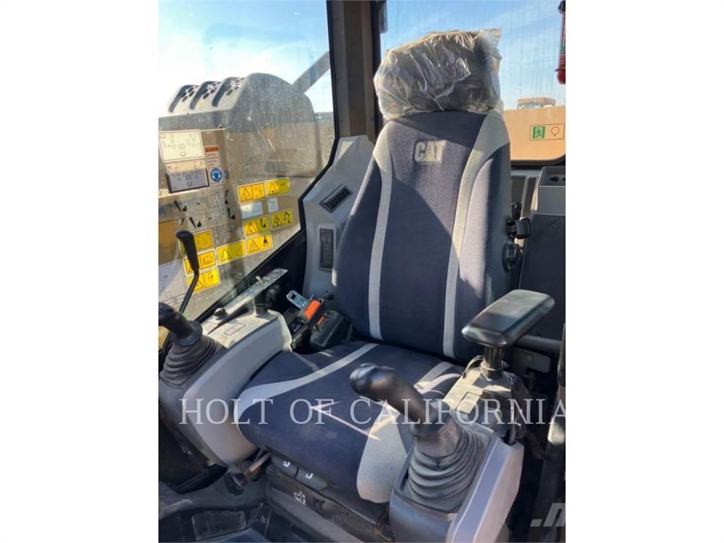 CAT 315F STL حفارات زحافة