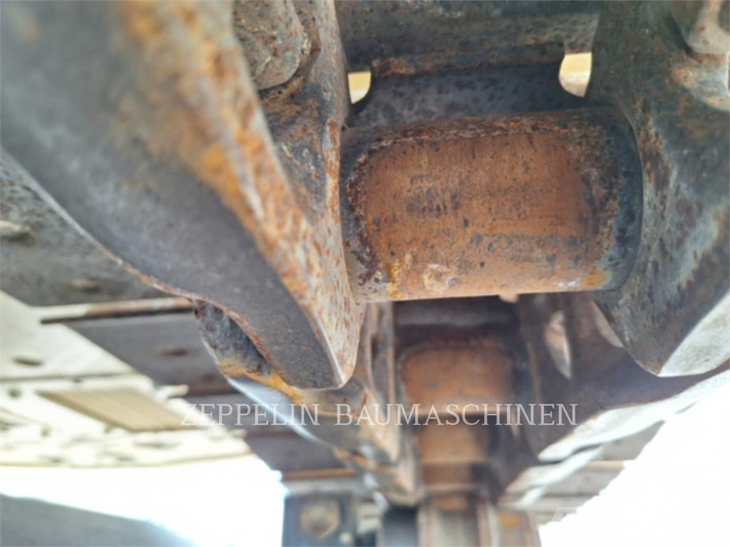 CAT 315FL حفارات زحافة