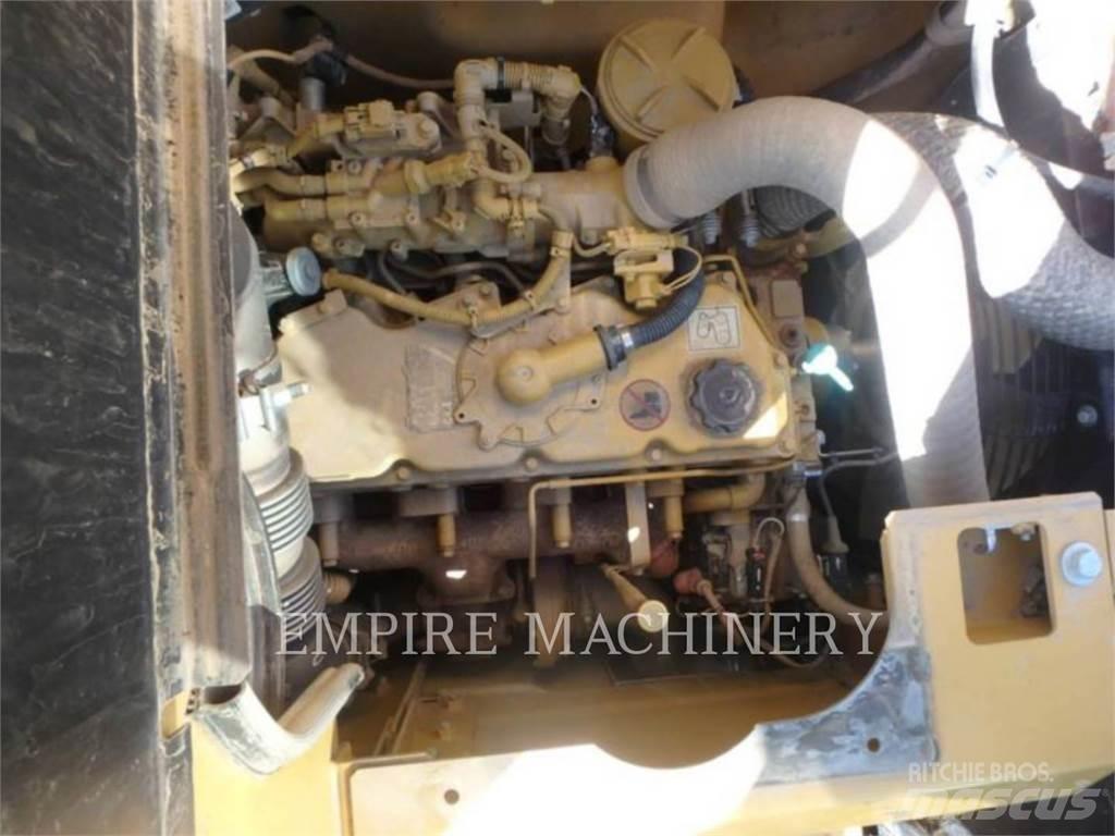 CAT 315FL P حفارات زحافة