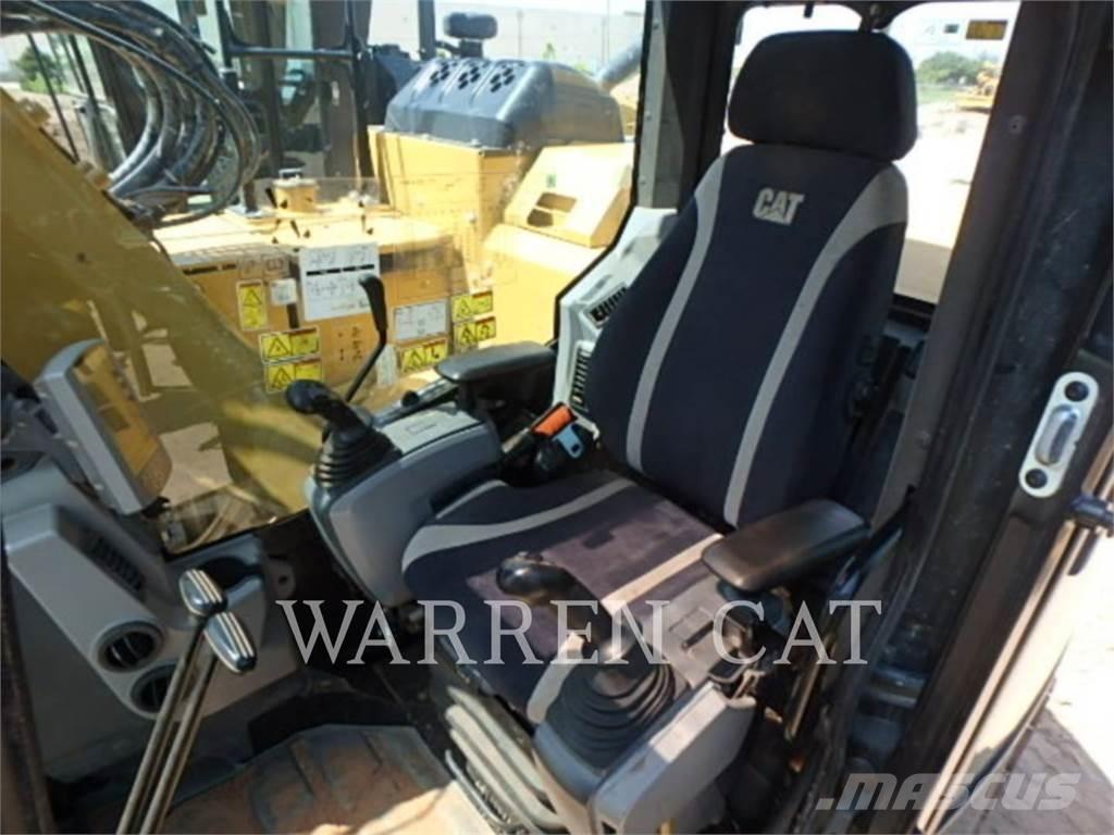 CAT 315FL TC حفارات زحافة