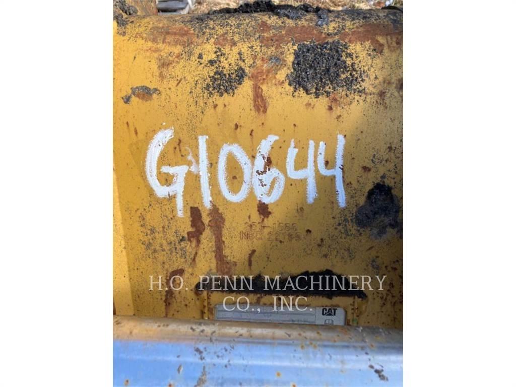 CAT 316-30IN BUCKET دلاء