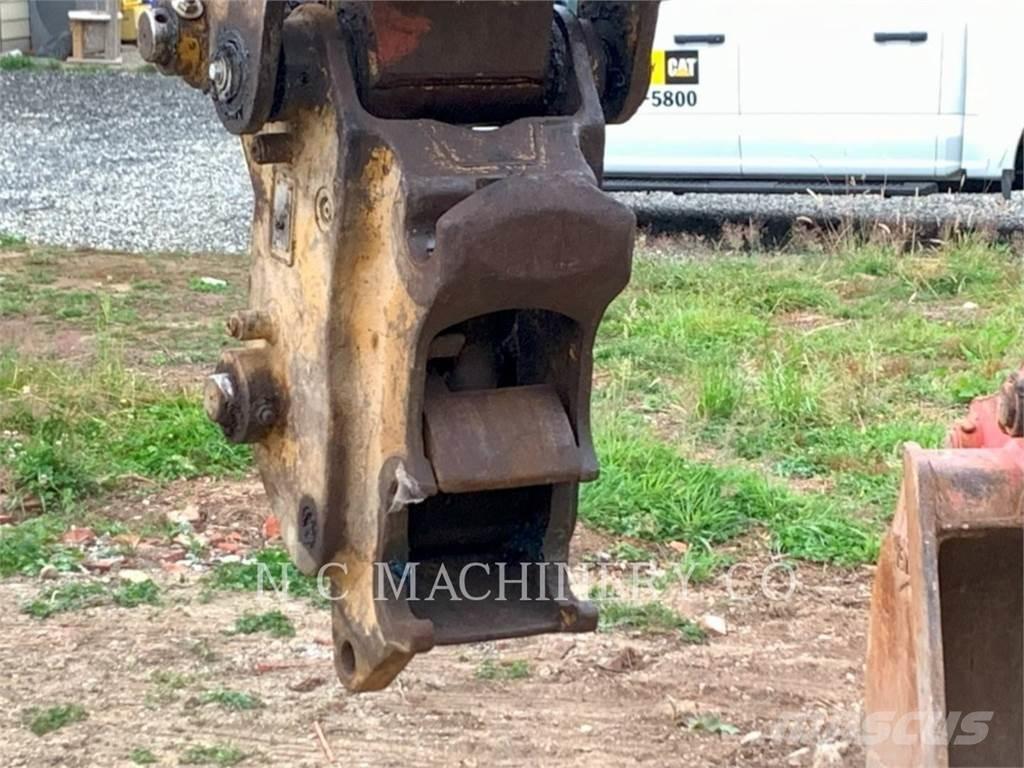 CAT 316E L حفارات زحافة