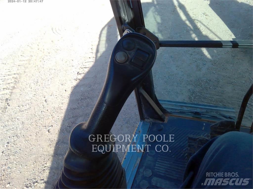 CAT 317-07 حفارات زحافة