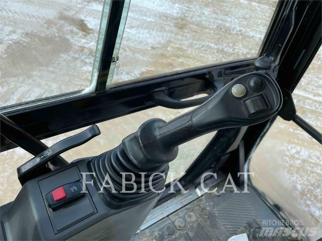 CAT 317-07HT حفارات زحافة