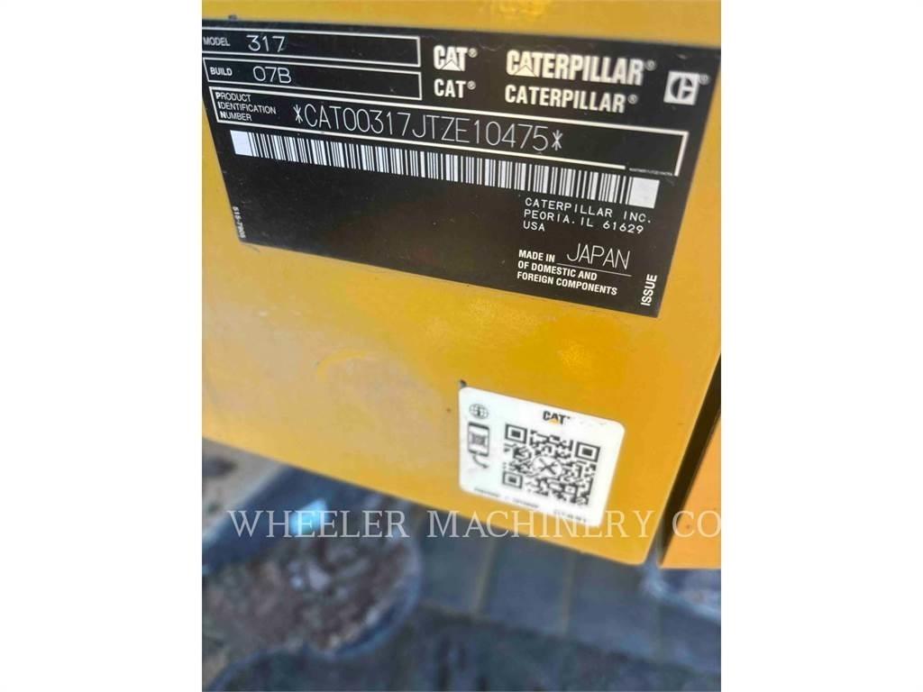 CAT 317 CF حفارات زحافة