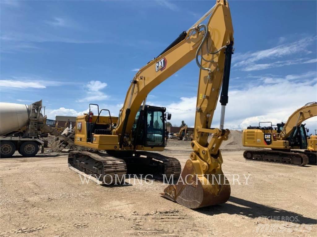 CAT 320 حفارات زحافة