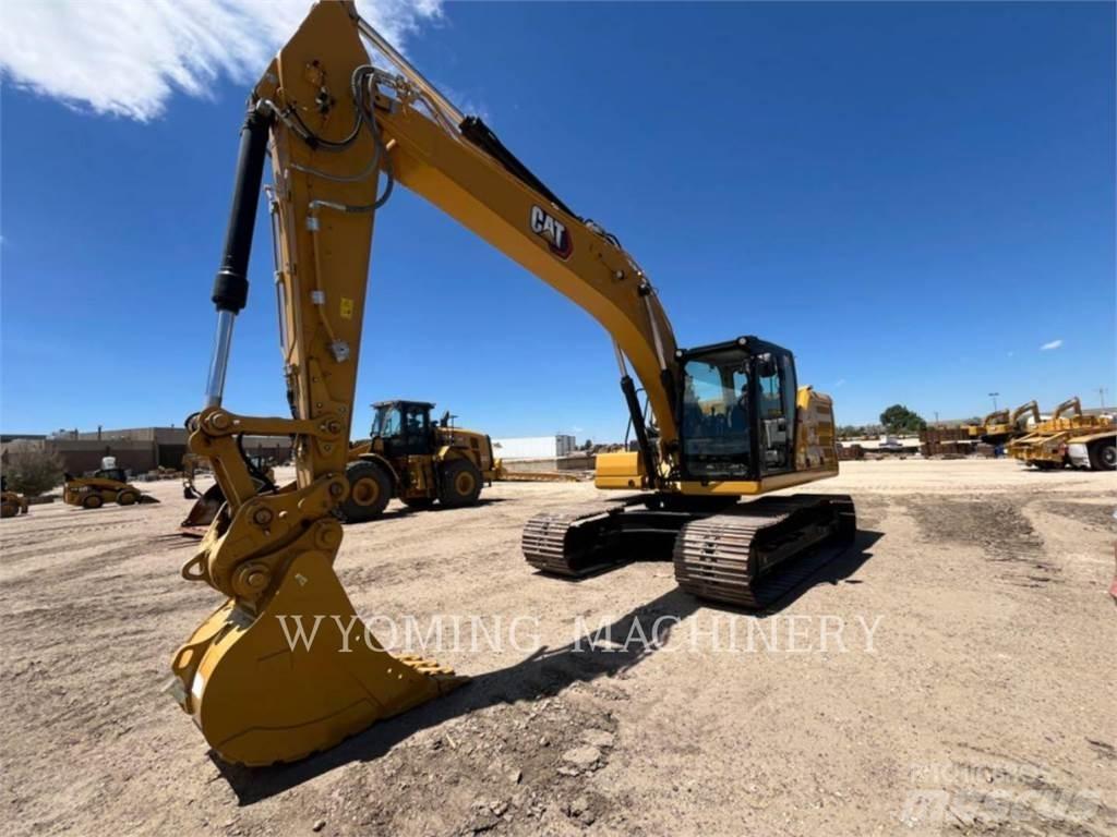 CAT 320 حفارات زحافة