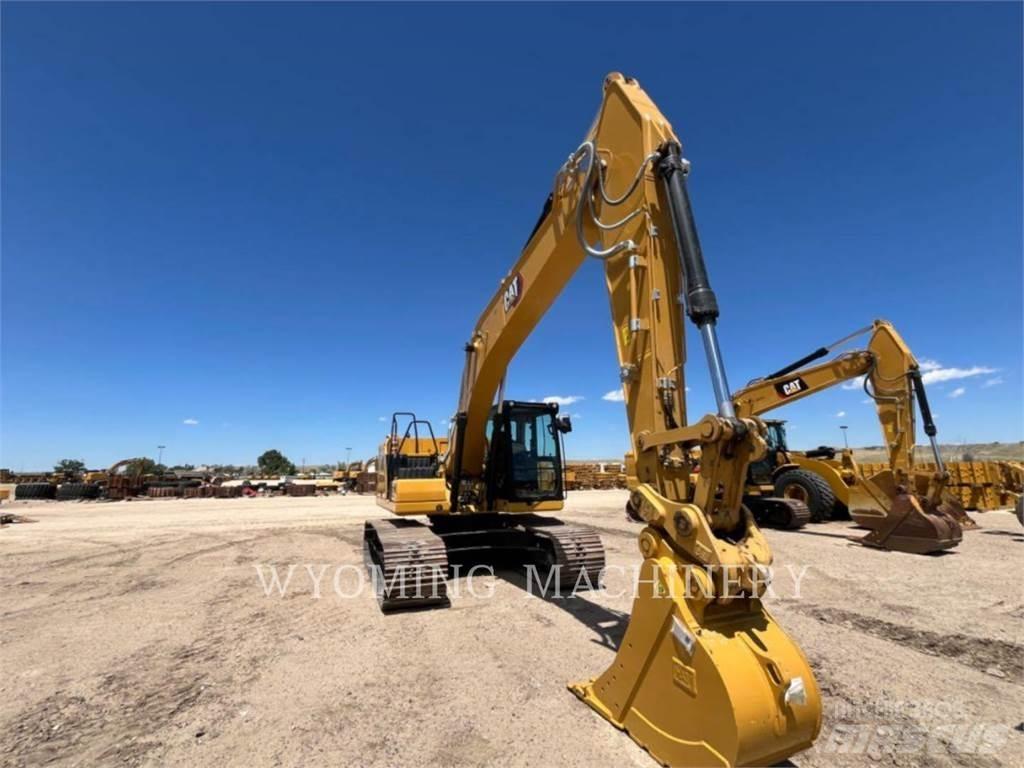 CAT 320 حفارات زحافة