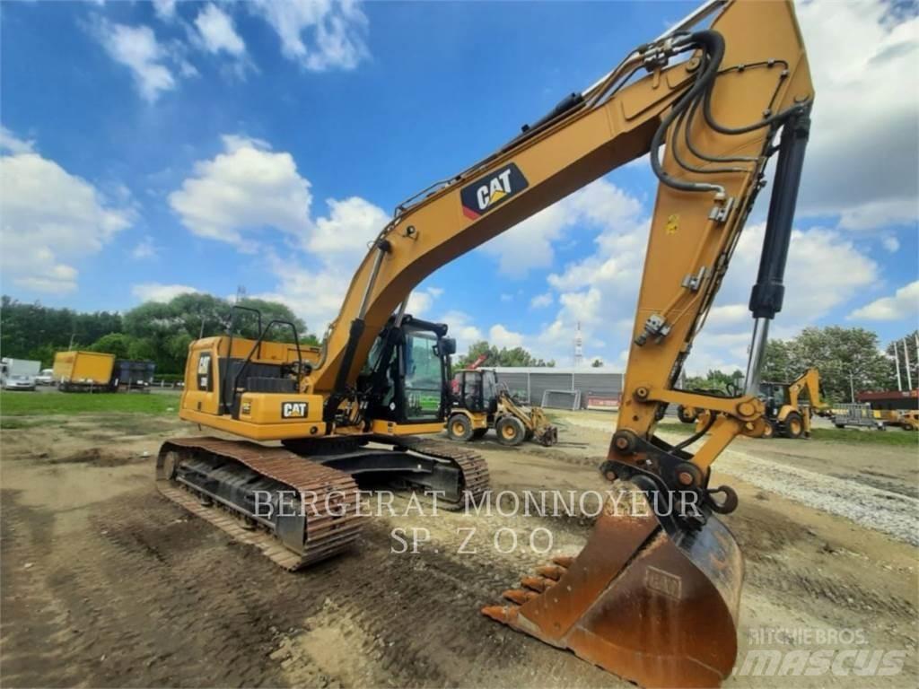 CAT 320 حفارات زحافة