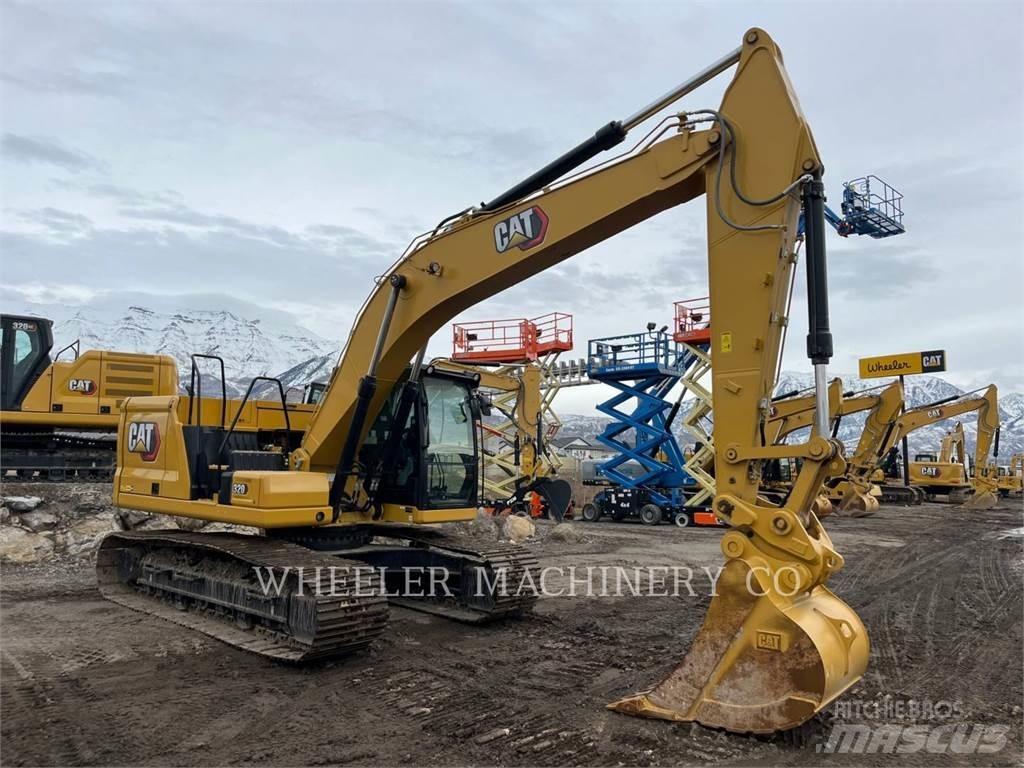 CAT 320 حفارات زحافة