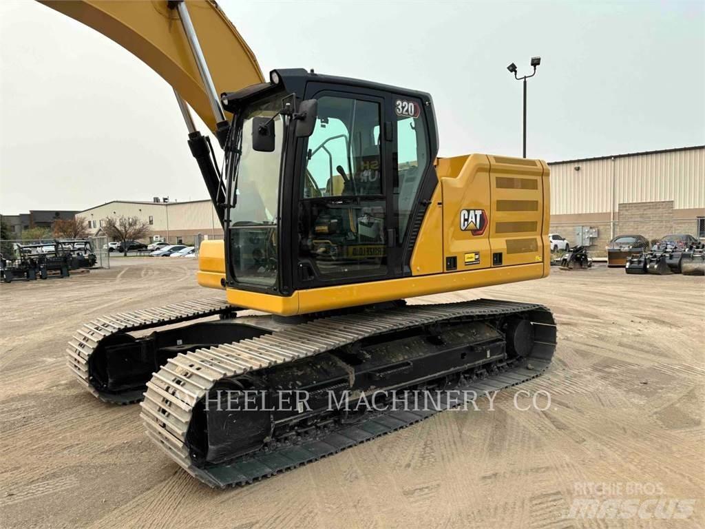 CAT 320 حفارات زحافة