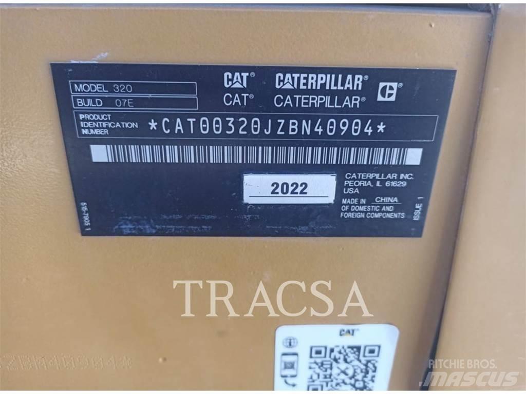 CAT 320 حفارات زحافة