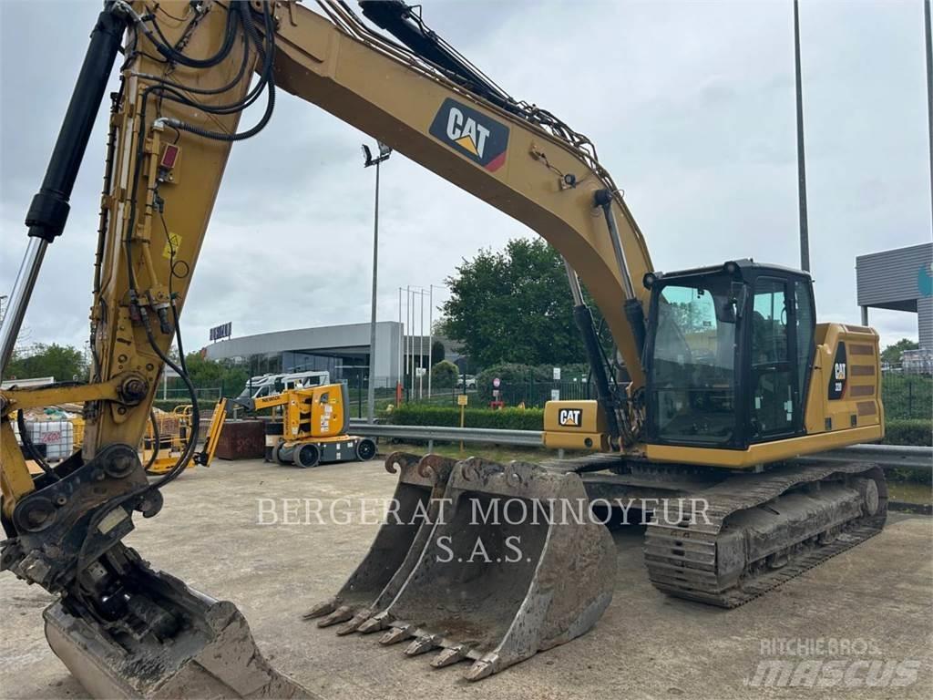 CAT 320 حفارات زحافة