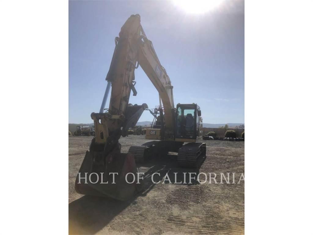 CAT 320 حفارات زحافة