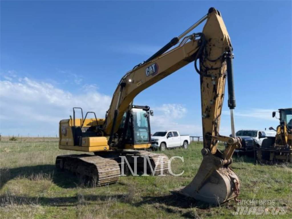 CAT 320 حفارات زحافة