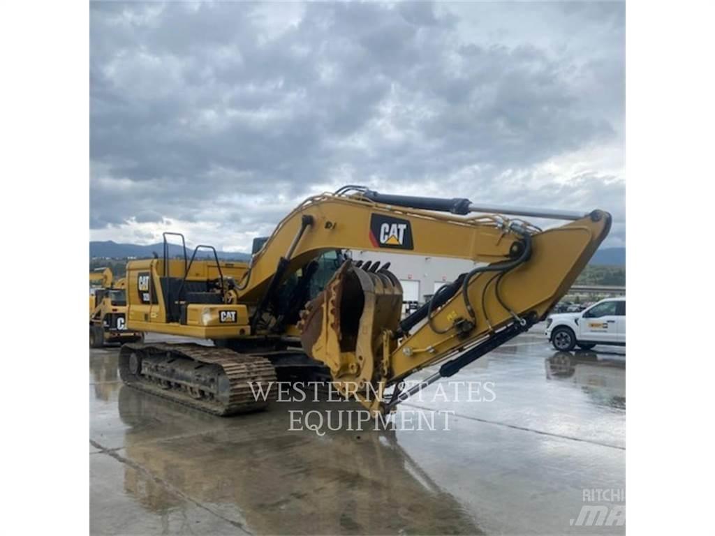 CAT 320 حفارات زحافة