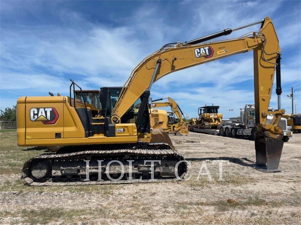 CAT 320 حفارات زحافة