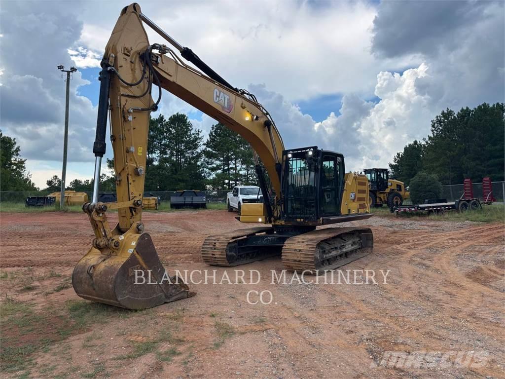 CAT 320 حفارات زحافة