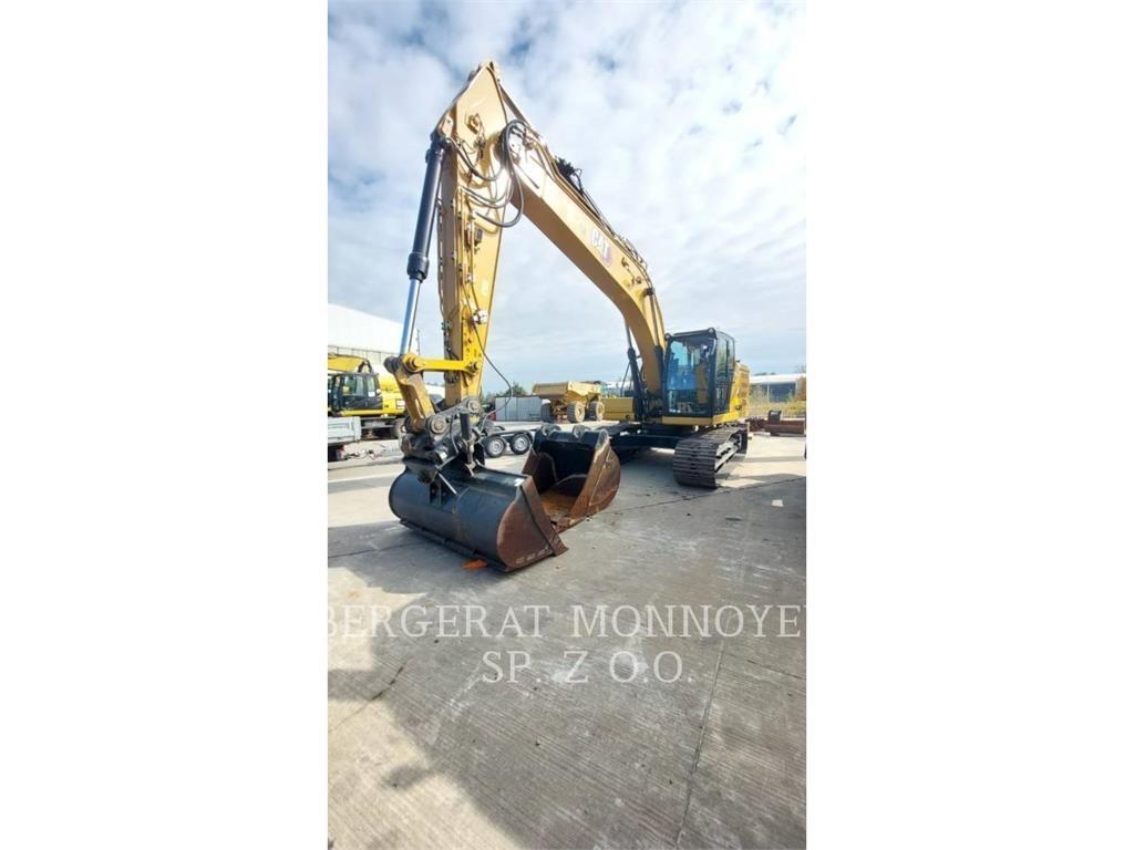 CAT 320 حفارات زحافة